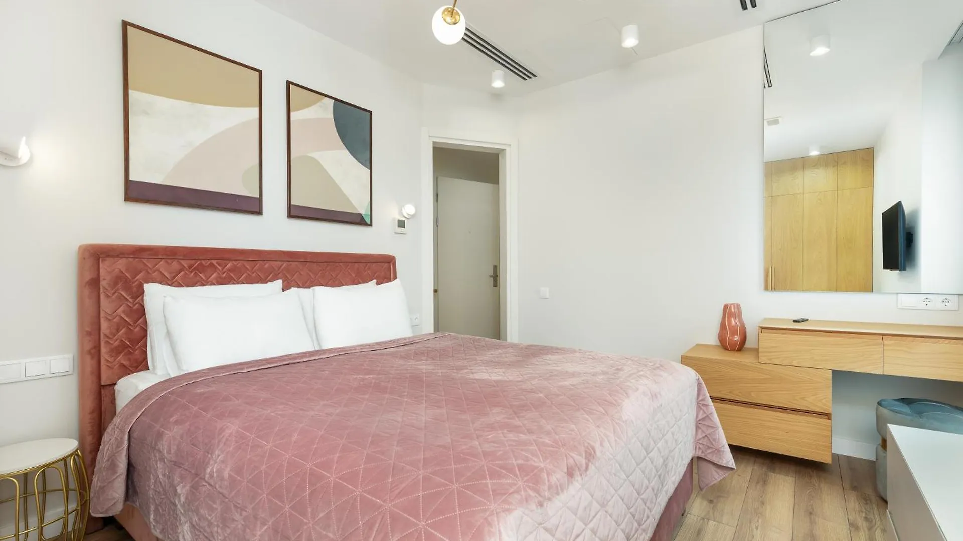 ***** מלון דירות באטומי Bellevue Residence Suites גאורגיה