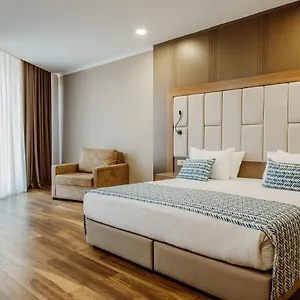 Otel King Solomon, Batum