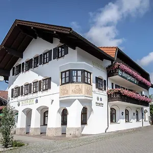 alter-hof-parsdorf.com-bavaria.com/