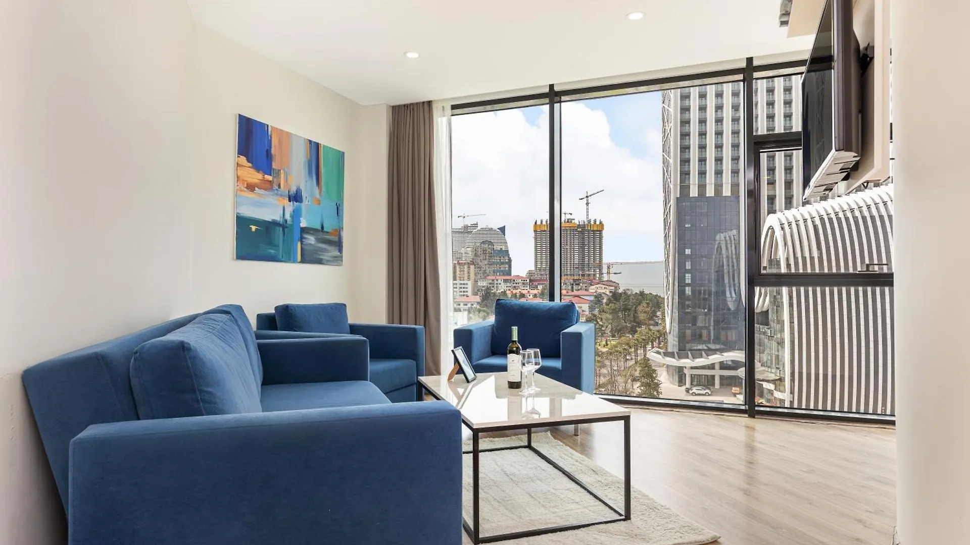 ***** Aparthotel Bellevue Residence Suites Batumi Georgia